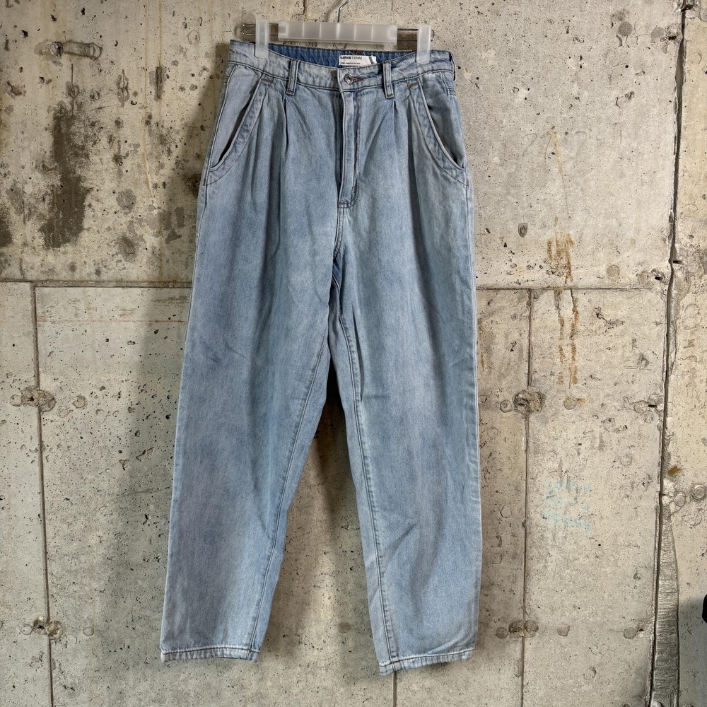 Garage Denim Jeans Juniors 7/28 Blue Light‎ Wash High Rise Mom Pleated Tapered